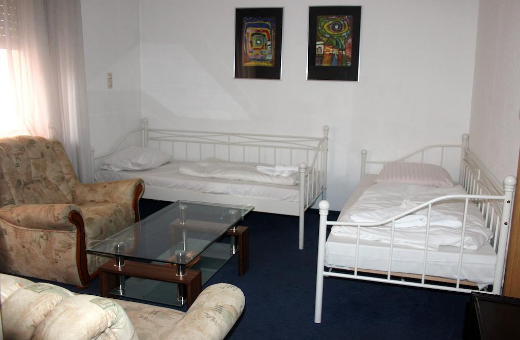 City Hotel Meesenburg Würzburg Zimmer foto